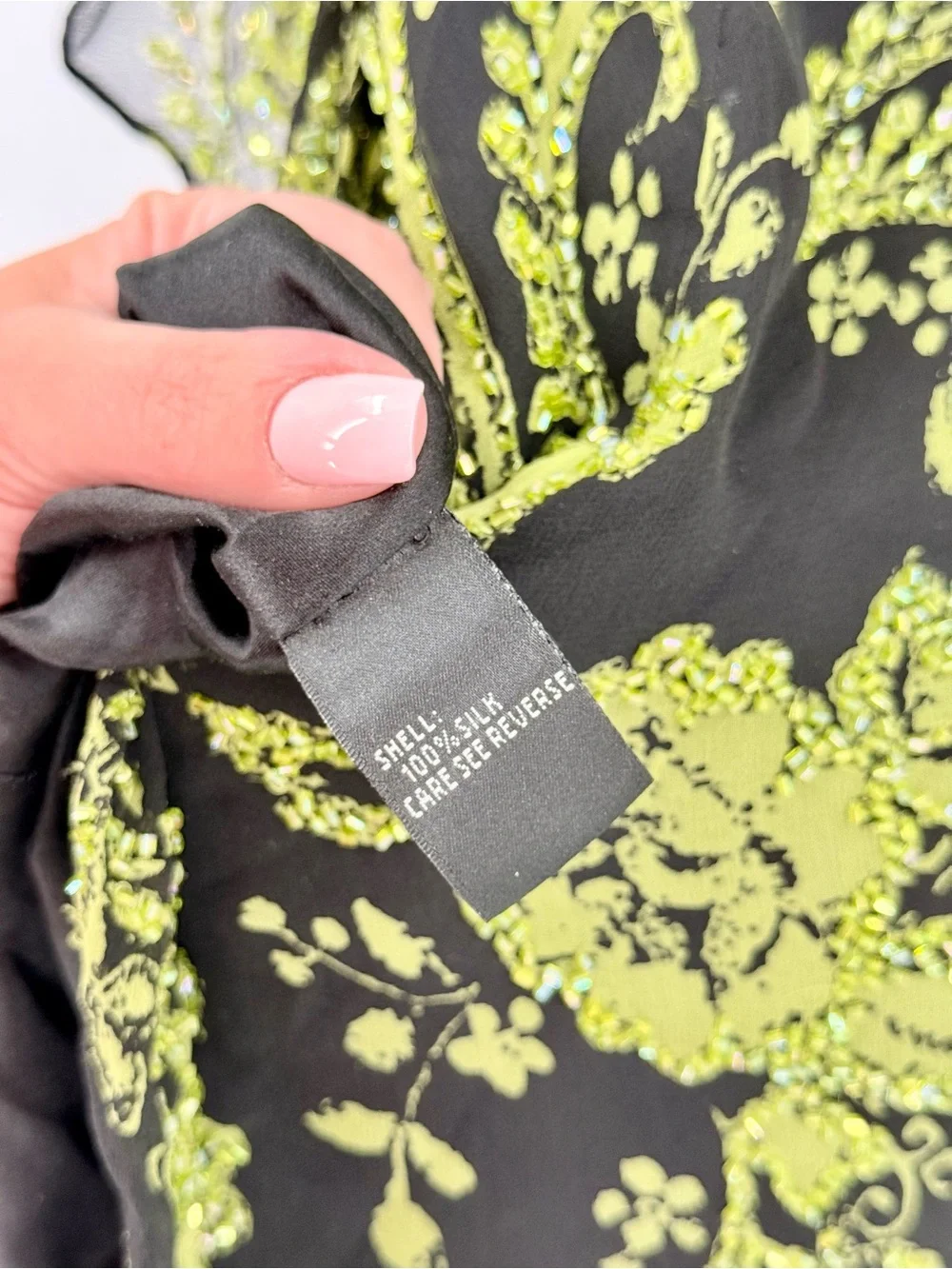 Carmen Marc Valvo Collection Sheer Paisley Mesh Cowl Neck Top Black Green - Picture 8 of 8